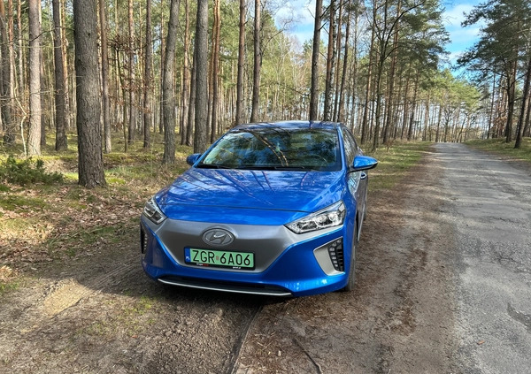 Hyundai IONIQ cena 60800 przebieg: 63000, rok produkcji 2017 z Gryfino małe 172